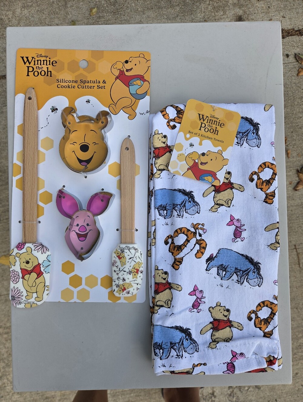 Disney Winnie the Pooh Kitchen Set – Yellow & Pink